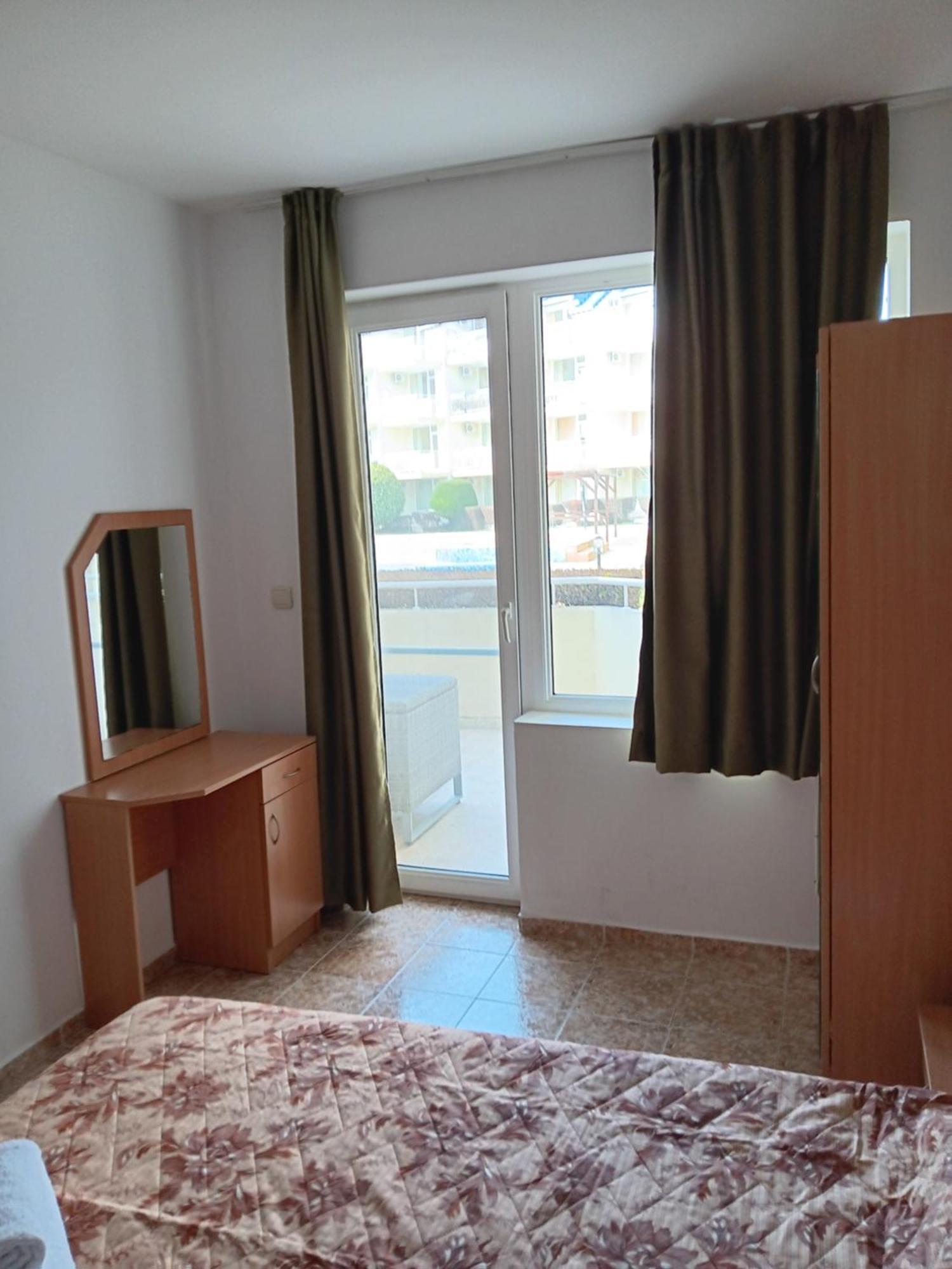 Aparthotel Rutland Bay Ravda ภายนอก รูปภาพ